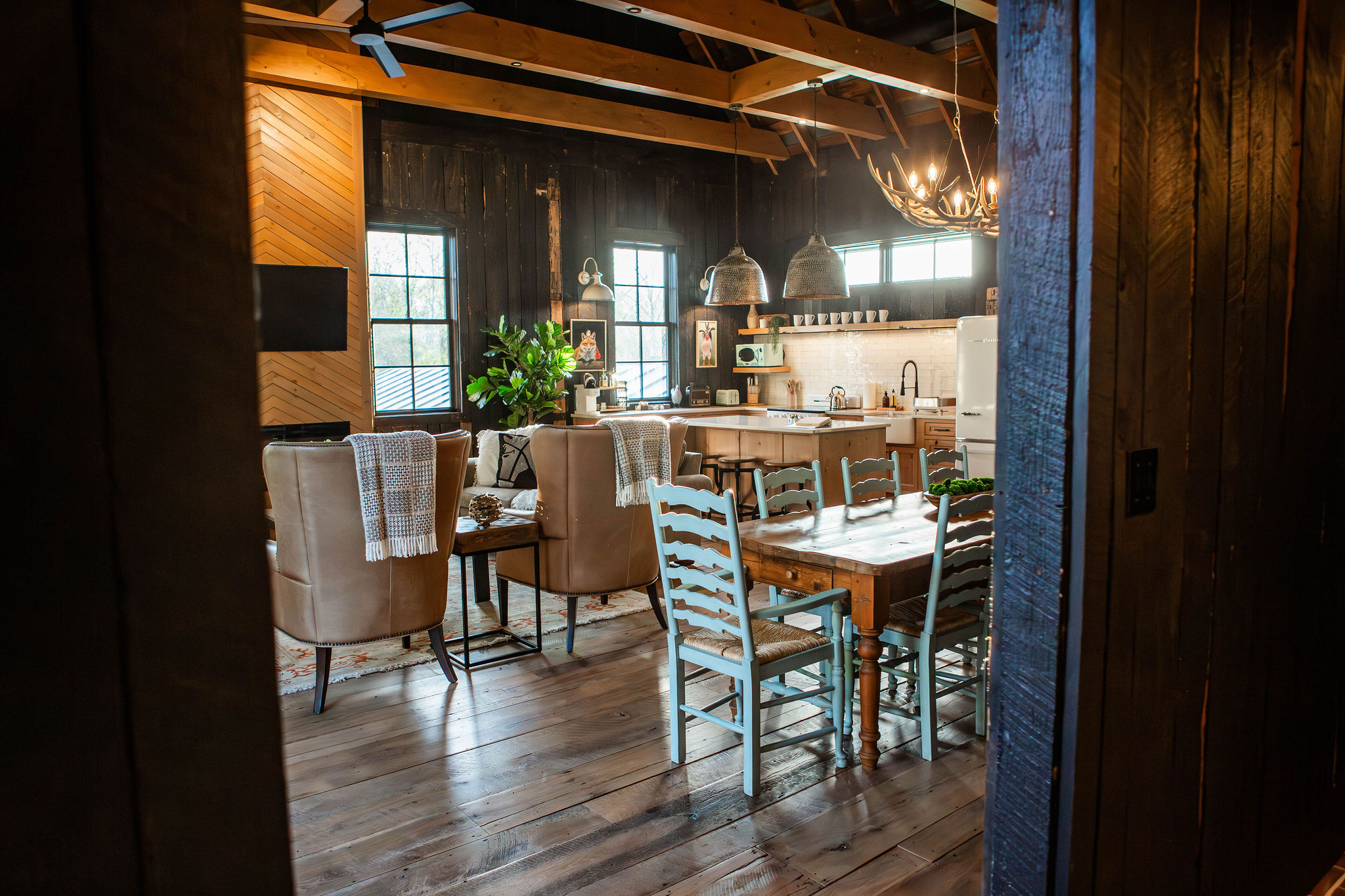 Historic Home Restoration Company Four Lucky Ducks Farm Middleburg Veritas Contracting 54