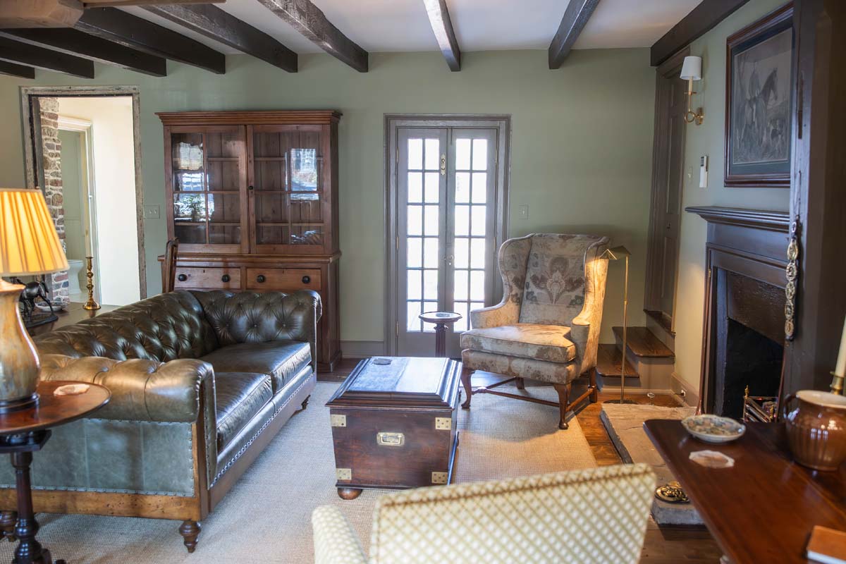 Historic Home Restoration Company 998A8563